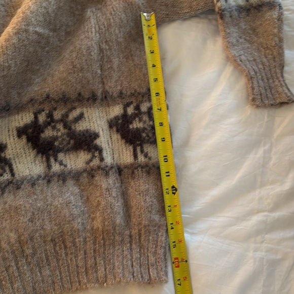 Alafoss Icewool sweater 🫎 - Picture 8 of 9